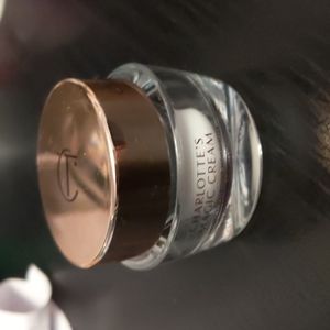 Charlotte Tilbury magic cream